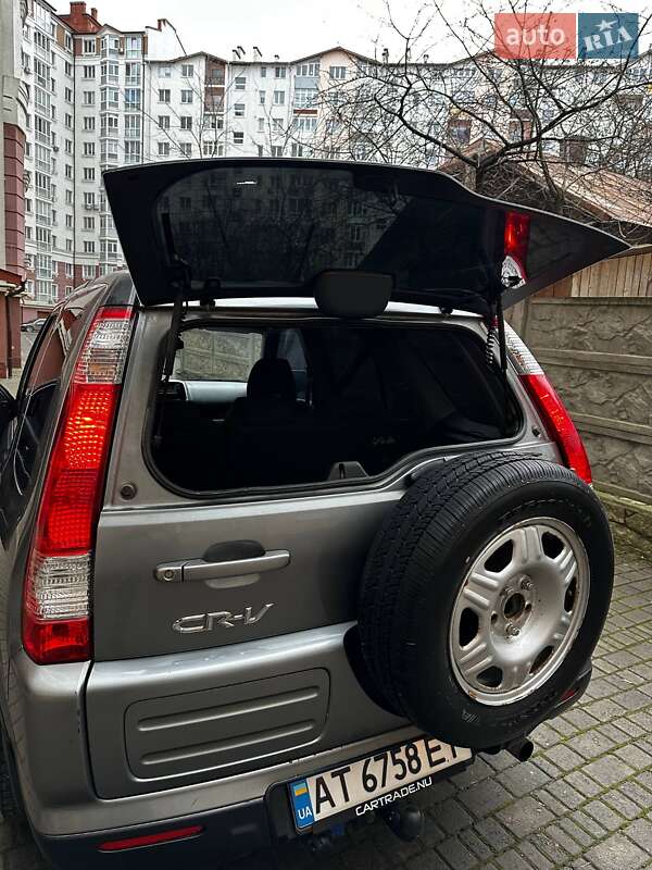 Внедорожник / Кроссовер Honda CR-V 2005 в Ивано-Франковске