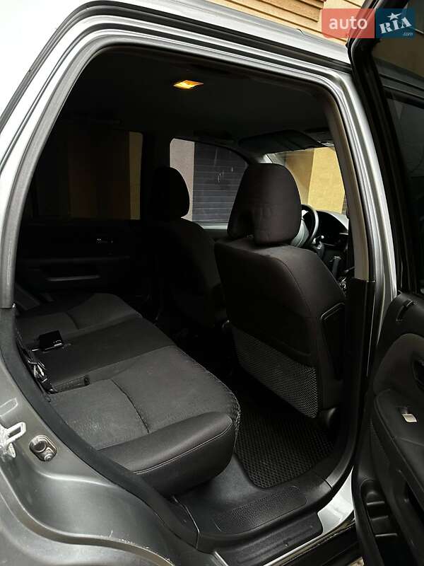 Внедорожник / Кроссовер Honda CR-V 2005 в Ивано-Франковске