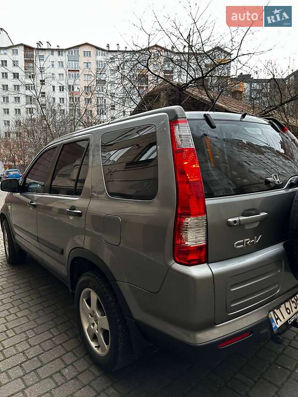 Внедорожник / Кроссовер Honda CR-V 2005 в Ивано-Франковске