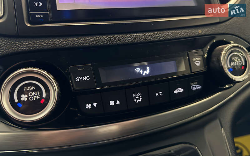 Внедорожник / Кроссовер Honda CR-V 2015 в Шептицькому