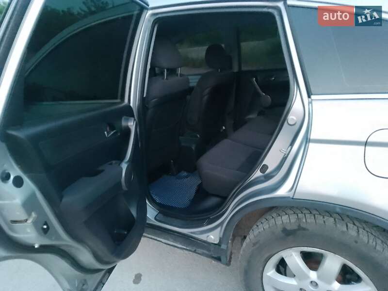 Внедорожник / Кроссовер Honda CR-V 2007 в Борщеве