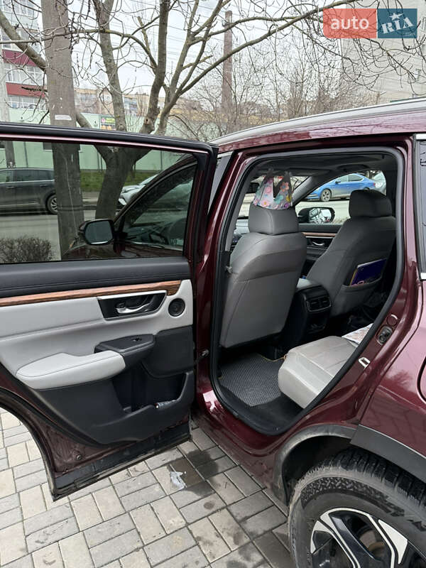Внедорожник / Кроссовер Honda CR-V 2018 в Хмельницком
