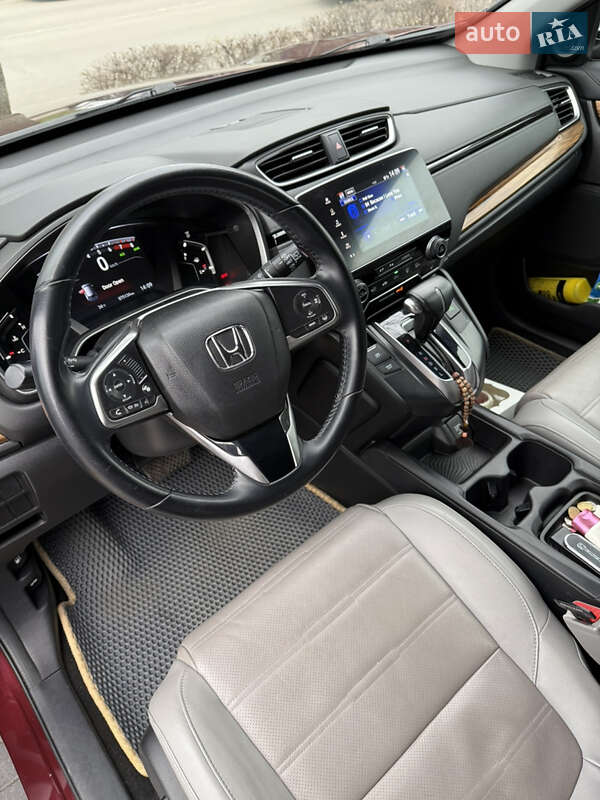 Внедорожник / Кроссовер Honda CR-V 2018 в Хмельницком