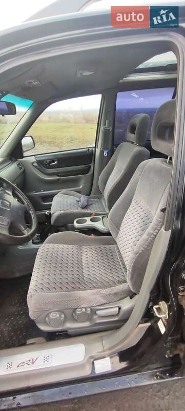 Внедорожник / Кроссовер Honda CR-V 1999 в Кривом Роге