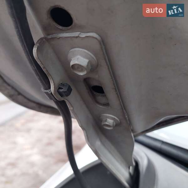 Позашляховик / Кросовер Honda CR-V 2013 в Києві фото 25 Позашляховик / Кросовер Honda CR-V 2013 в Києві