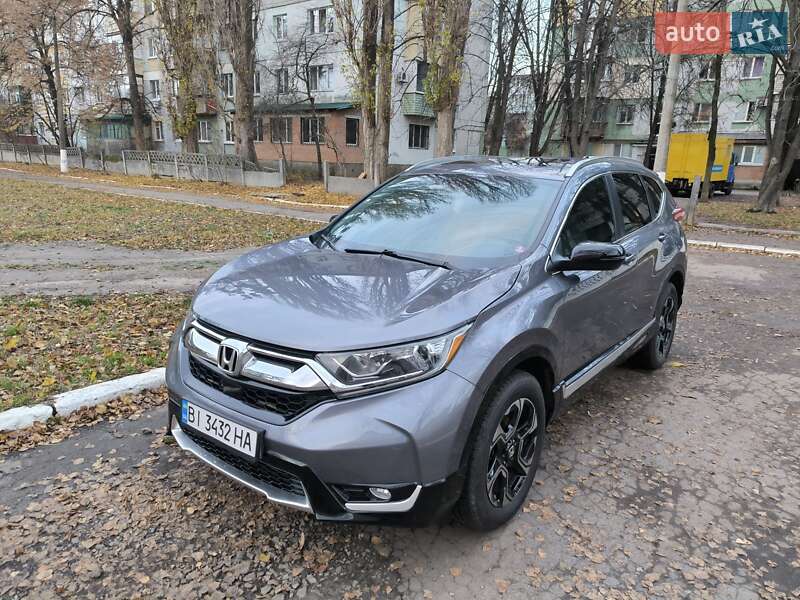 Внедорожник / Кроссовер Honda CR-V 2016 в Полтаве