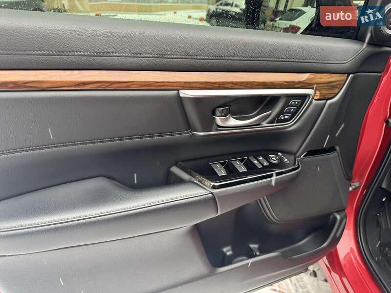 Позашляховик / Кросовер Honda CR-V 2018 в Києві фото 26 Позашляховик / Кросовер Honda CR-V 2018 в Києві