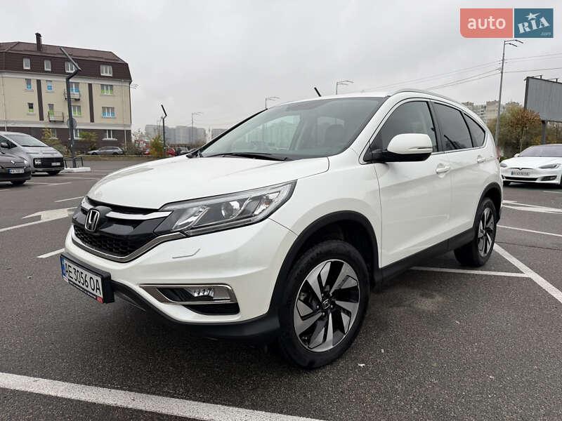 Позашляховик / Кросовер Honda CR-V 2015 в Києві