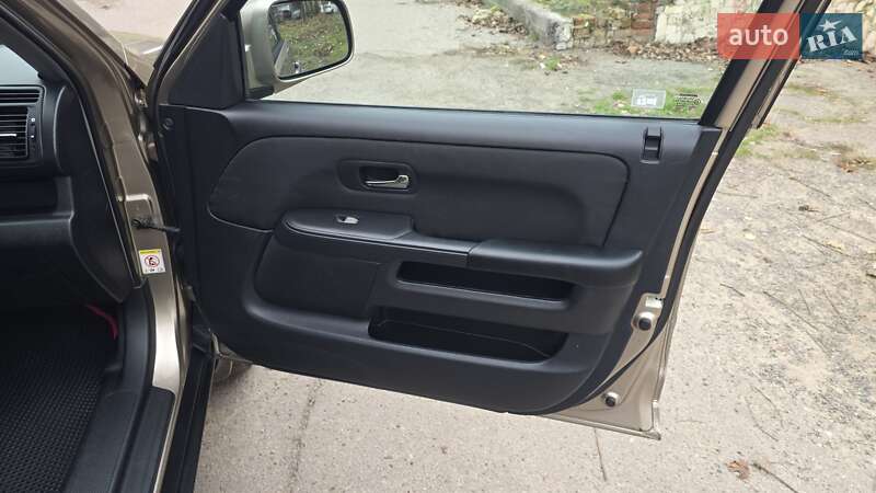 Позашляховик / Кросовер Honda CR-V 2006 в Дніпрі фото 17 Позашляховик / Кросовер Honda CR-V 2006 в Дніпрі