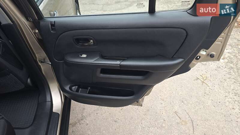 Позашляховик / Кросовер Honda CR-V 2006 в Дніпрі фото 30 Позашляховик / Кросовер Honda CR-V 2006 в Дніпрі