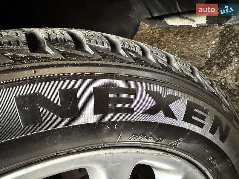 Позашляховик / Кросовер Honda CR-V 2007 в Києві