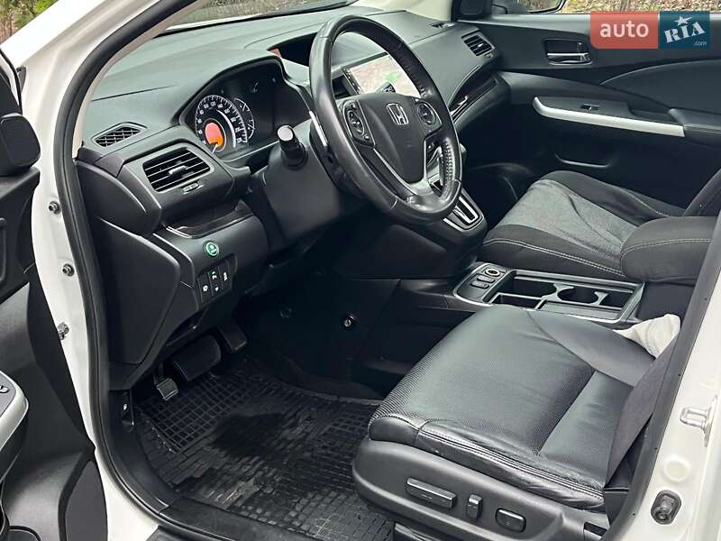 Позашляховик / Кросовер Honda CR-V 2016 в Києві