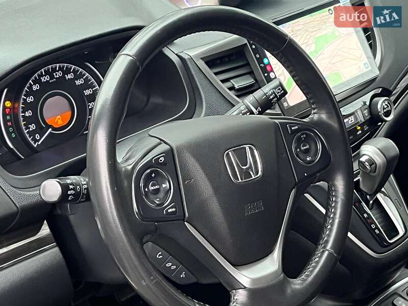 Позашляховик / Кросовер Honda CR-V 2016 в Києві