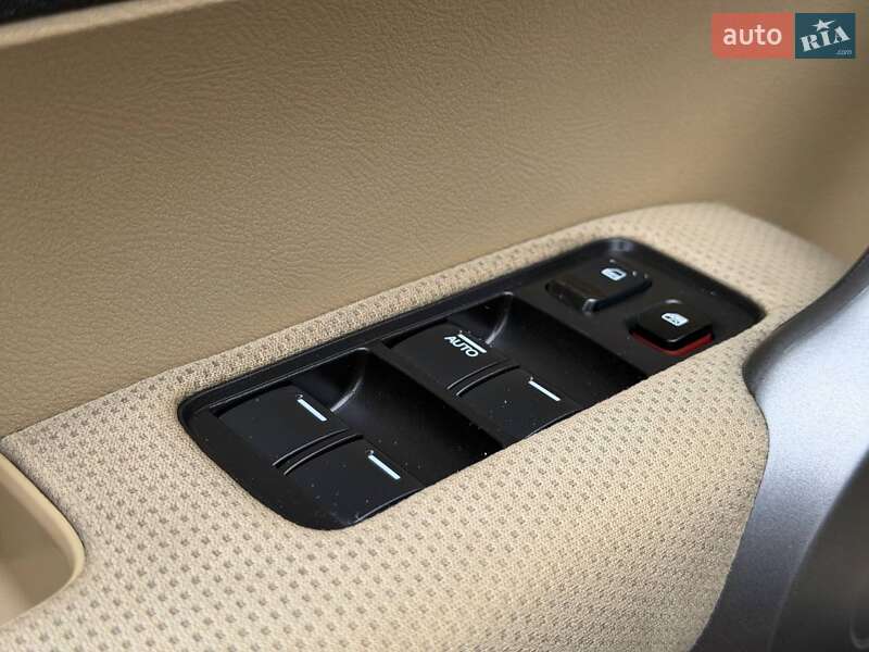 Позашляховик / Кросовер Honda CR-V 2008 в Охтирці фото 25 Позашляховик / Кросовер Honda CR-V 2008 в Охтирці