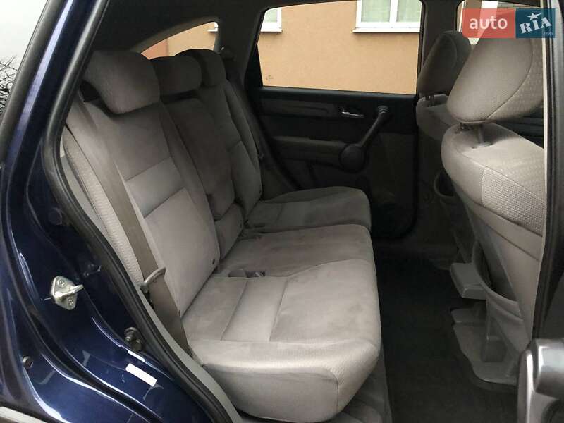 Позашляховик / Кросовер Honda CR-V 2009 в Охтирці