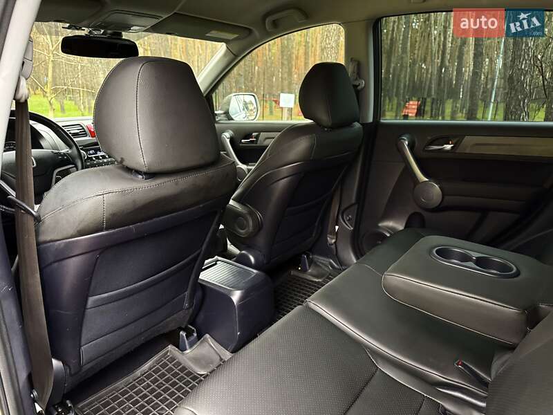 Позашляховик / Кросовер Honda CR-V 2009 в Києві