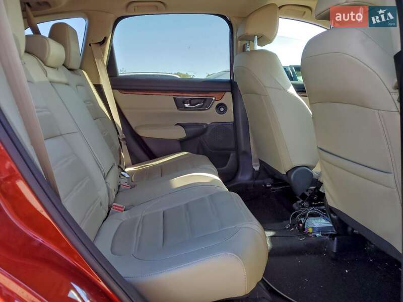 Внедорожник / Кроссовер Honda CR-V 2019 в Киеве