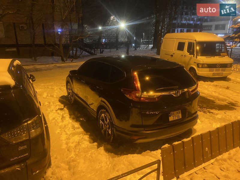 Позашляховик / Кросовер Honda CR-V 2017 в Дніпрі