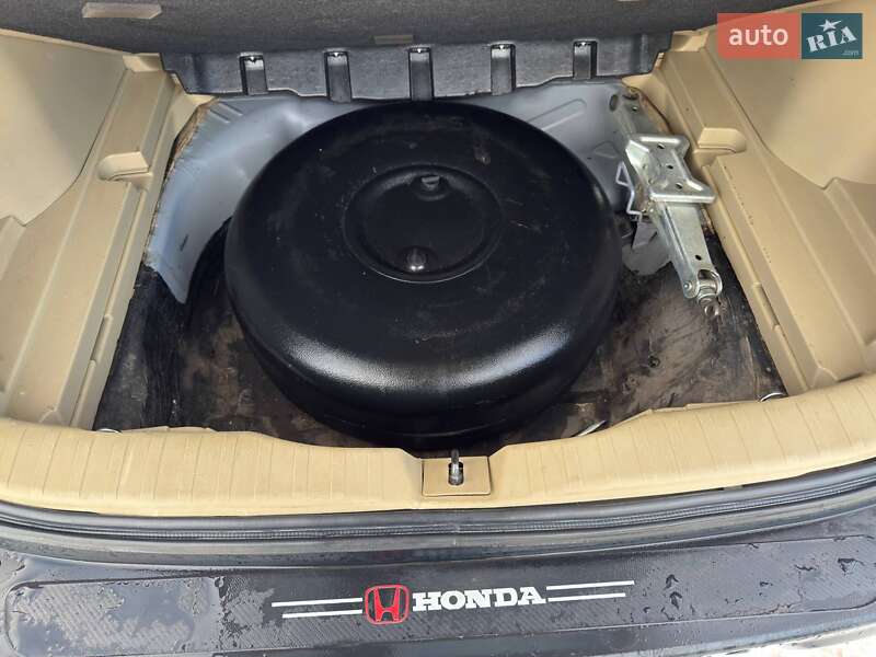 Позашляховик / Кросовер Honda CR-V 2007 в Кривому Розі фото 16 Позашляховик / Кросовер Honda CR-V 2007 в Кривому Розі