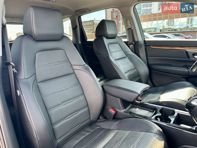 Позашляховик / Кросовер Honda CR-V 2018 в Києві