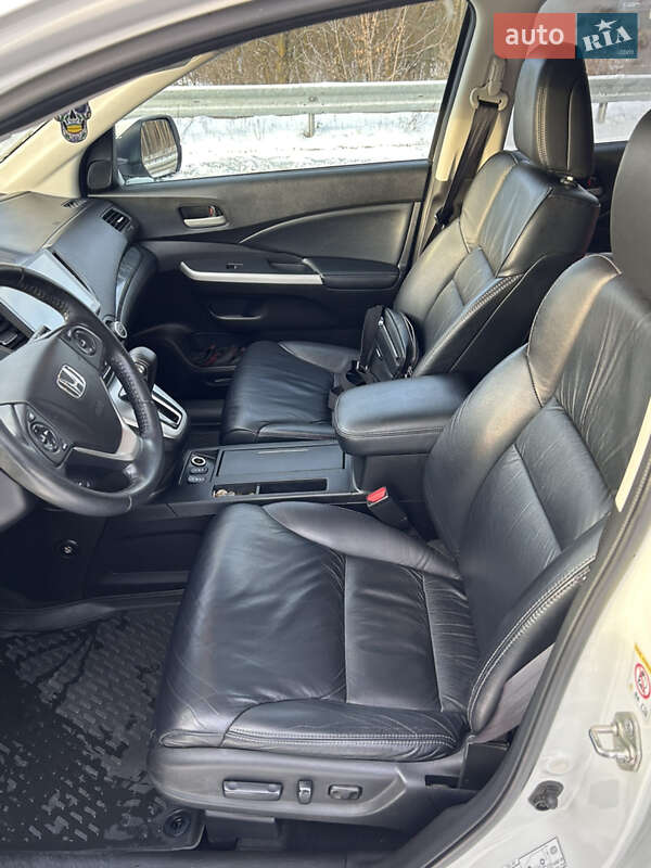 Внедорожник / Кроссовер Honda CR-V 2014 в Киеве