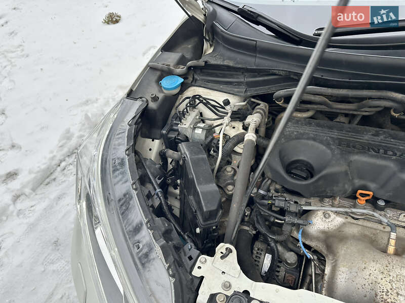 Внедорожник / Кроссовер Honda CR-V 2017 в Киеве