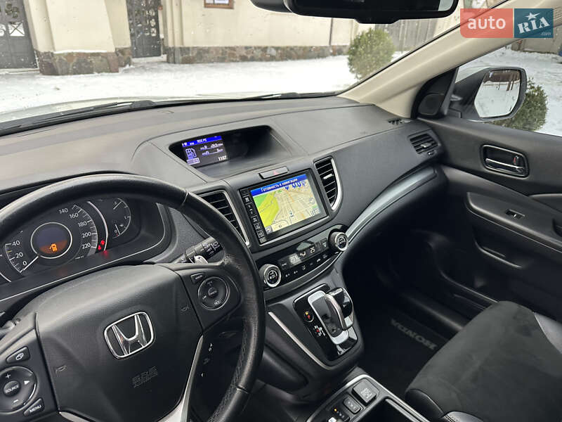 Внедорожник / Кроссовер Honda CR-V 2017 в Киеве