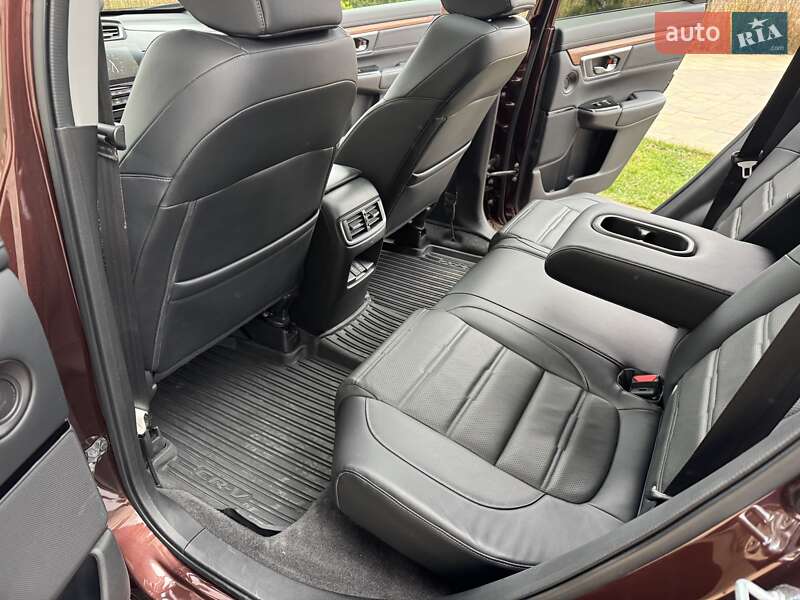 Внедорожник / Кроссовер Honda CR-V 2018 в Киеве