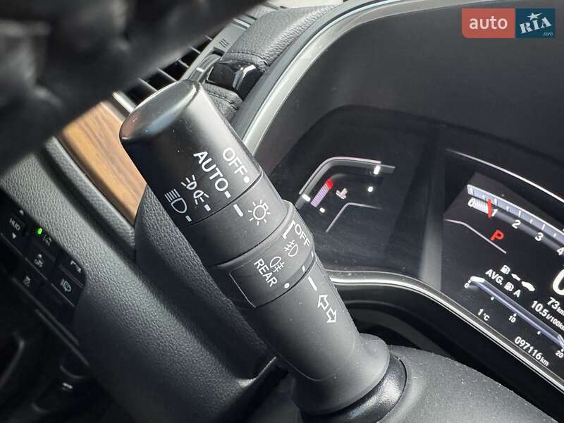 Внедорожник / Кроссовер Honda CR-V 2018 в Киеве