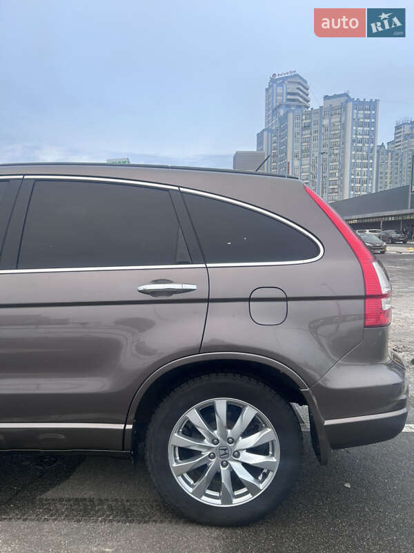 Внедорожник / Кроссовер Honda CR-V 2010 в Киеве