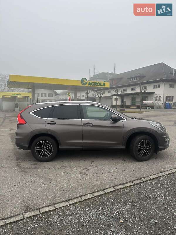 Позашляховик / Кросовер Honda CR-V 2016 в Городенці