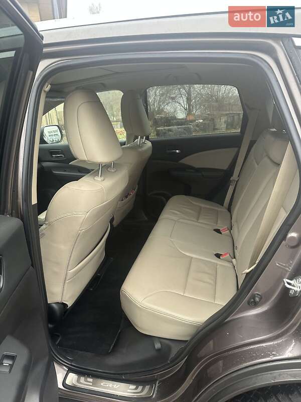 Позашляховик / Кросовер Honda CR-V 2016 в Городенці