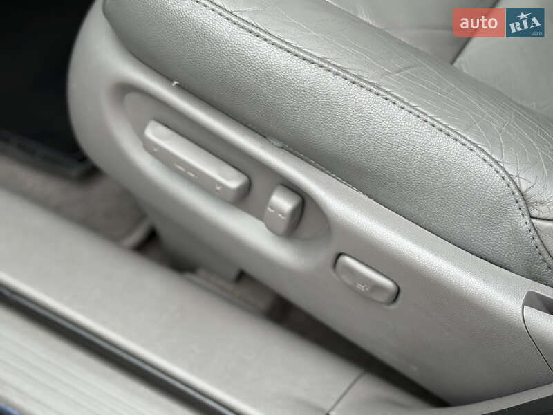 Внедорожник / Кроссовер Honda CR-V 2008 в Одессе