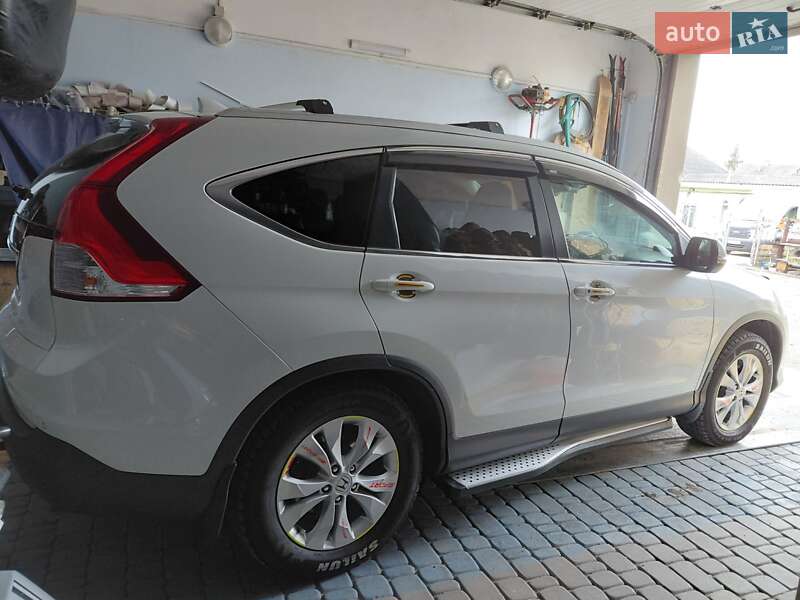 Позашляховик / Кросовер Honda CR-V 2014 в Новоселиці фото 3 Позашляховик / Кросовер Honda CR-V 2014 в Новоселиці