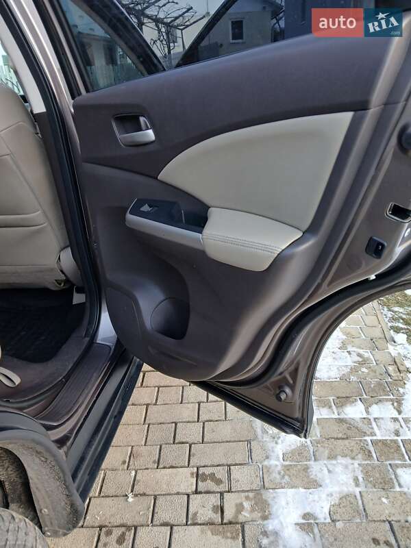 Внедорожник / Кроссовер Honda CR-V 2013 в Львове