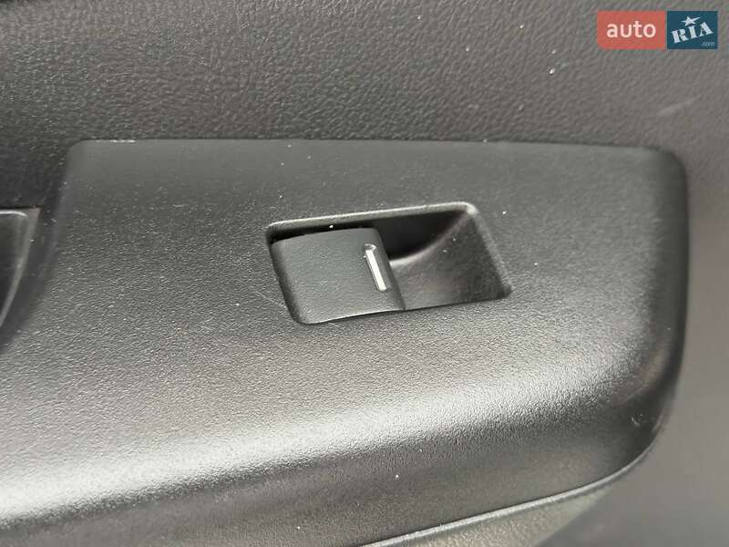 Позашляховик / Кросовер Honda CR-V 2015 в Охтирці фото 24 Позашляховик / Кросовер Honda CR-V 2015 в Охтирці