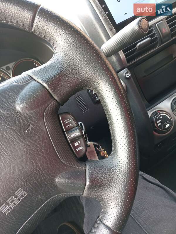 Внедорожник / Кроссовер Honda CR-V 2005 в Кременчуге