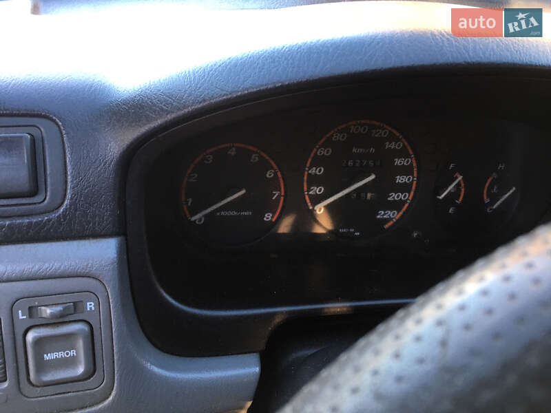 Внедорожник / Кроссовер Honda CR-V 1998 в Черной Тисе фото 11 Внедорожник / Кроссовер Honda CR-V 1998 в Черной Тисе