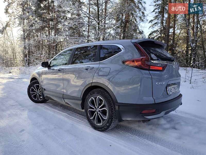 Внедорожник / Кроссовер Honda CR-V 2021 в Киеве