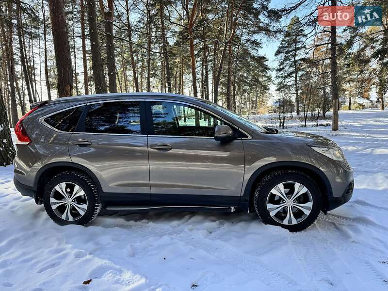 Внедорожник / Кроссовер Honda CR-V 2013 в Харькове