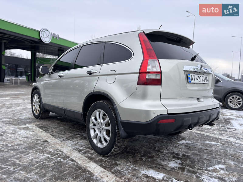 Внедорожник / Кроссовер Honda CR-V 2007 в Кременчуге