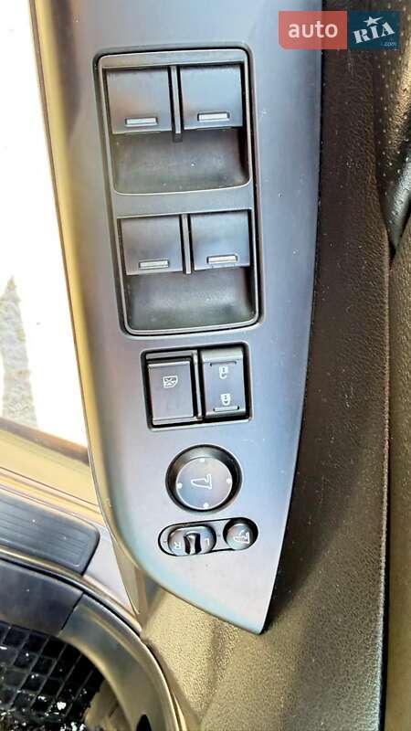 Внедорожник / Кроссовер Honda CR-V 2013 в Полтаве