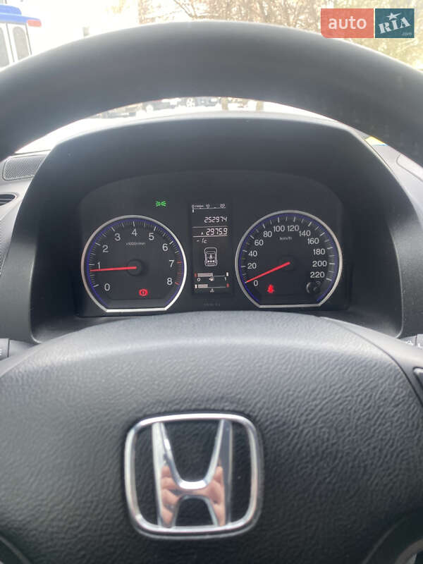 Внедорожник / Кроссовер Honda CR-V 2007 в Новояворовске