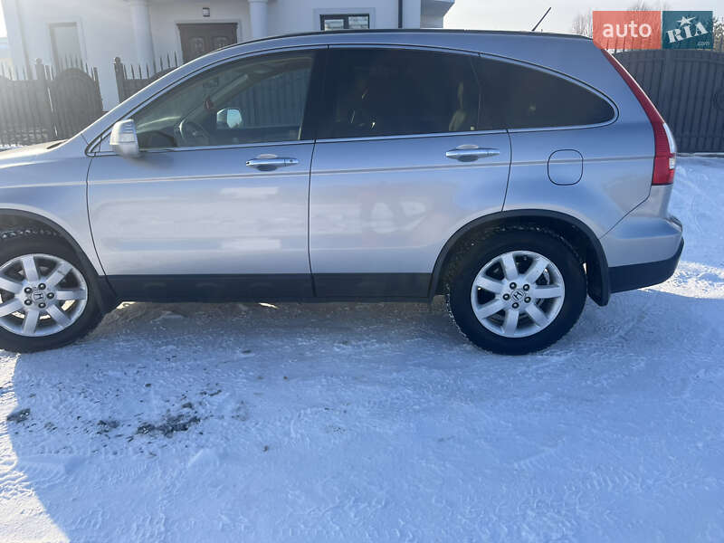 Внедорожник / Кроссовер Honda CR-V 2007 в Жовкве