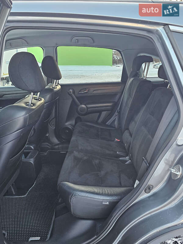 Внедорожник / Кроссовер Honda CR-V 2010 в Киеве