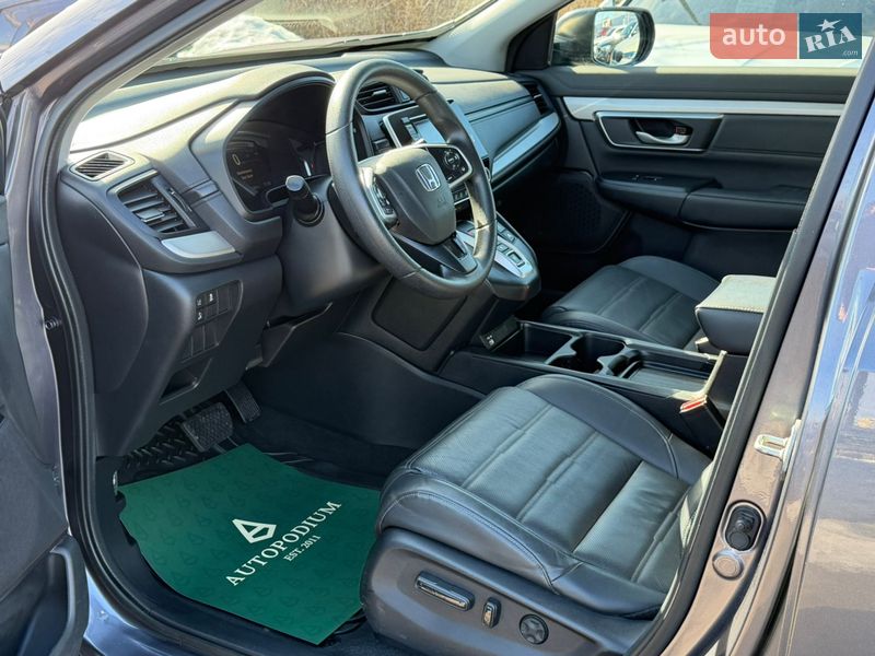 Внедорожник / Кроссовер Honda CR-V 2020 в Киеве