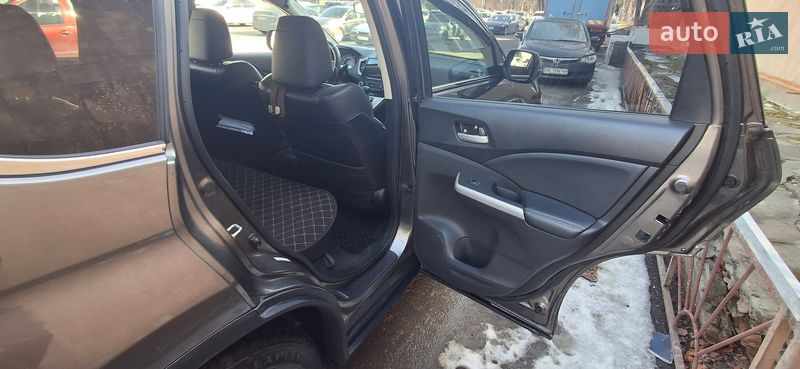 Внедорожник / Кроссовер Honda CR-V 2014 в Днепре