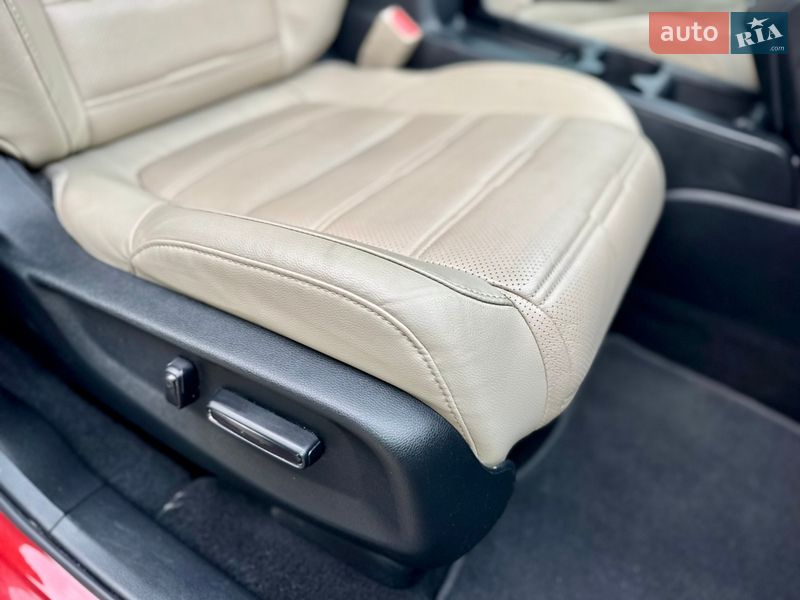 Внедорожник / Кроссовер Honda CR-V 2018 в Львове