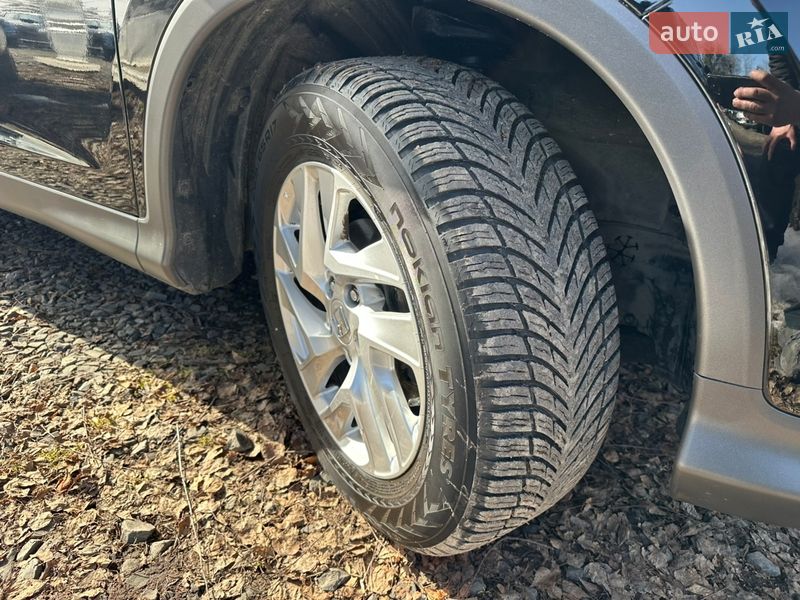 Внедорожник / Кроссовер Honda CR-V 2015 в Луцке