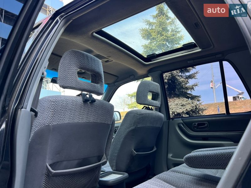 Внедорожник / Кроссовер Honda CR-V 1997 в Киеве